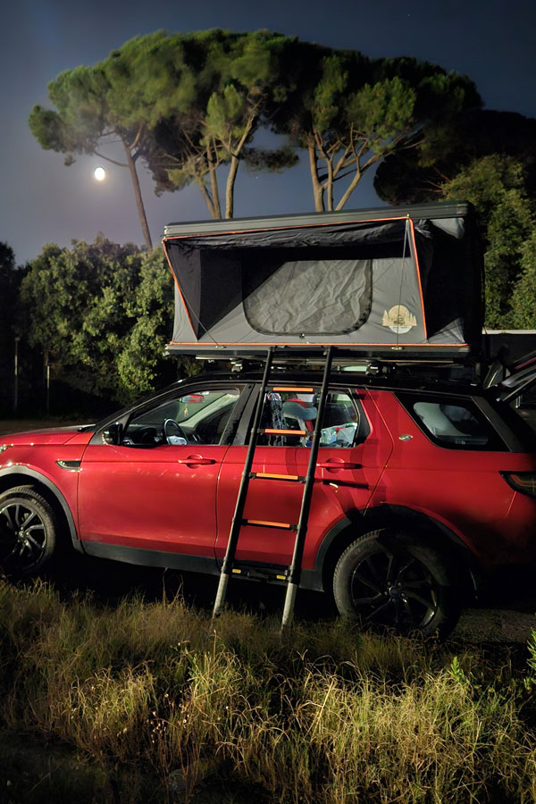 OverTent a Ledro in Trentino - Noleggio e vendita tende da tetto per ogni auto e stile di avventura. OVERTENT di Filippi Daniel | Prodotti